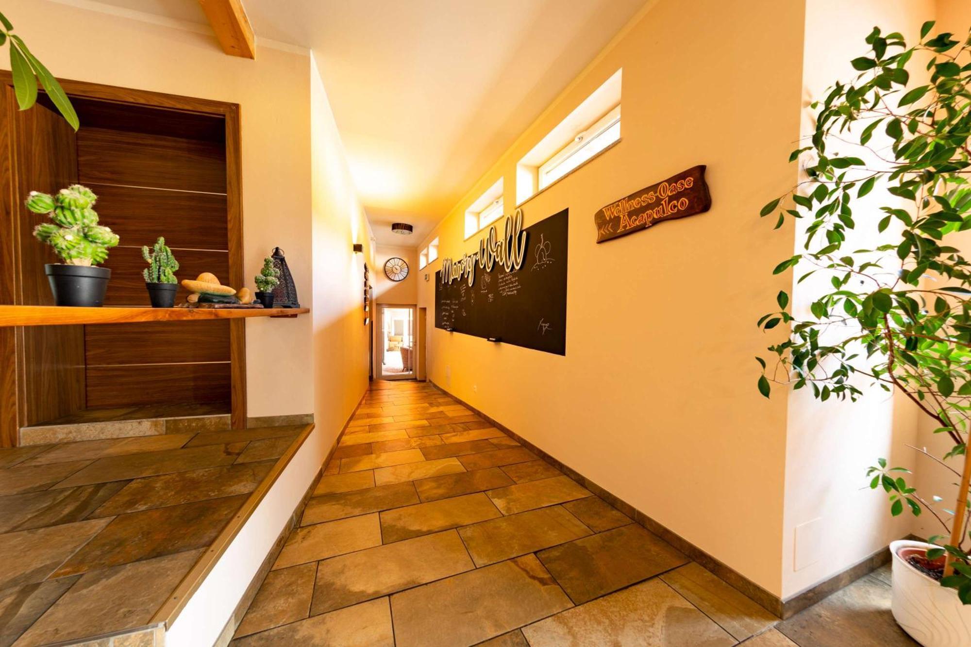 "Das Schlafzimmer" Erlebnis & Boutiquehotel - Ehemals Hacienda Mexicana ชปิททาลอันแดร์เดรา ภายนอก รูปภาพ