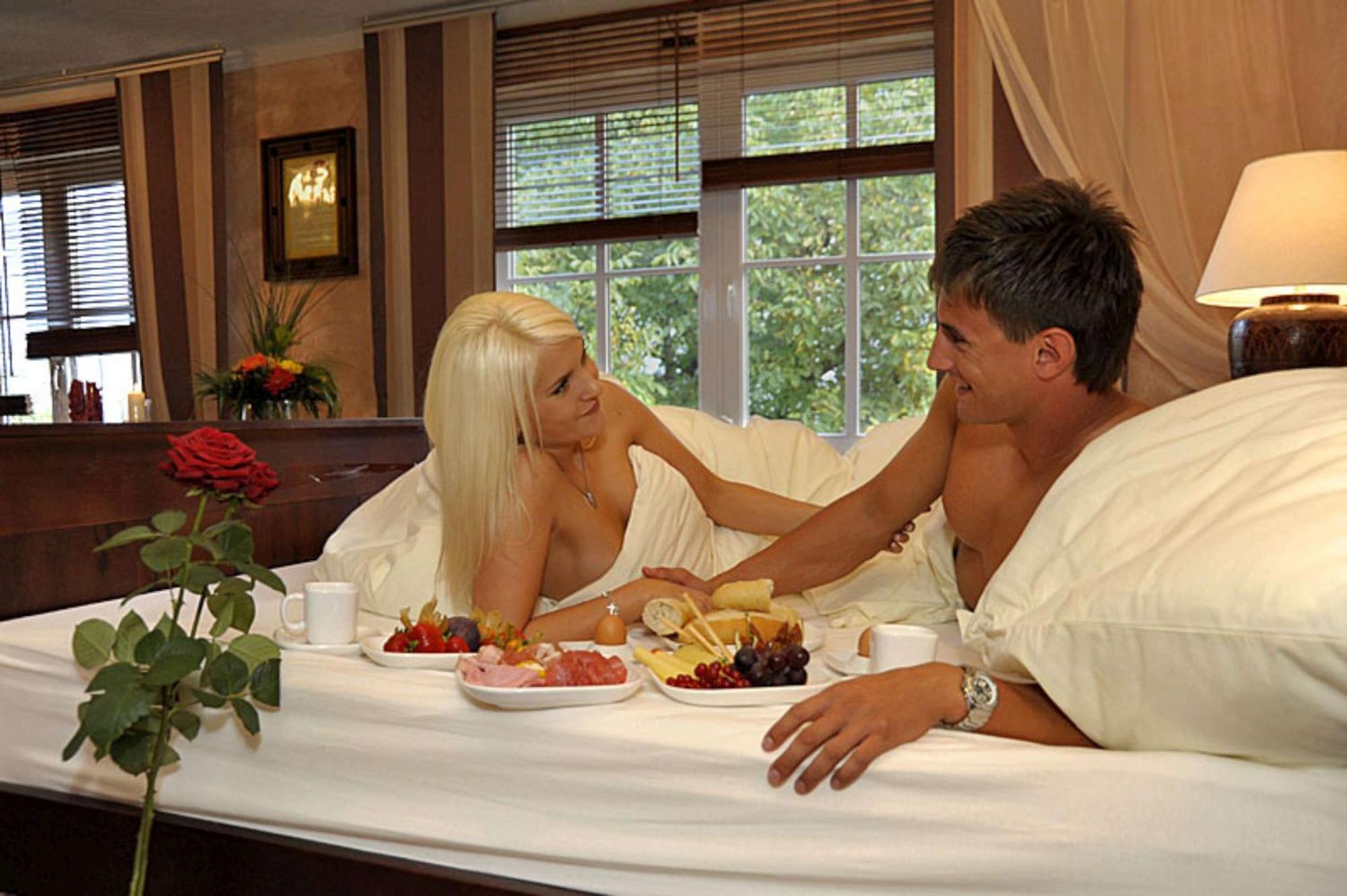 "Das Schlafzimmer" Erlebnis & Boutiquehotel - Ehemals Hacienda Mexicana ชปิททาลอันแดร์เดรา ภายนอก รูปภาพ
